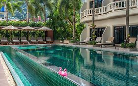 บัวศรี บูทิก ป่าตอง (SHA Extra Plus)